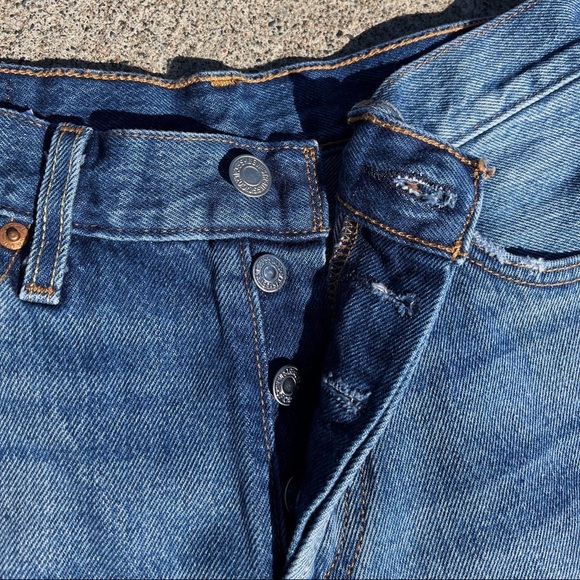 Levi 501 shorts - Picture 3 of 4